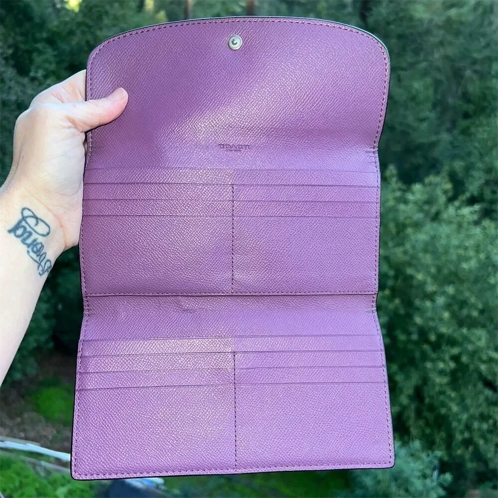 VINTAGE COACH Leather Trifold Wallet Purple Pebble Leather with Silver Hardware